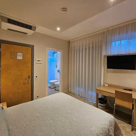 Eurovil Garni Hotel 3*