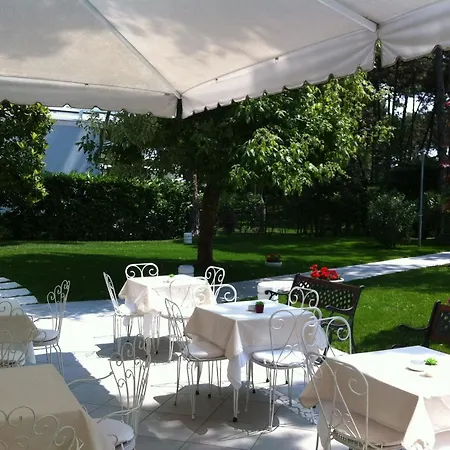 Hotel Eurovil Garni Lignano Sabbiadoro