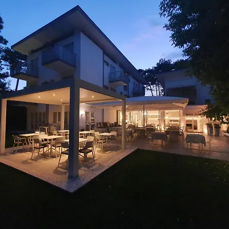 Hotel Eurovil Garni