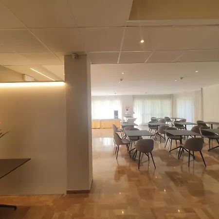Eurovil Garni Hotel
