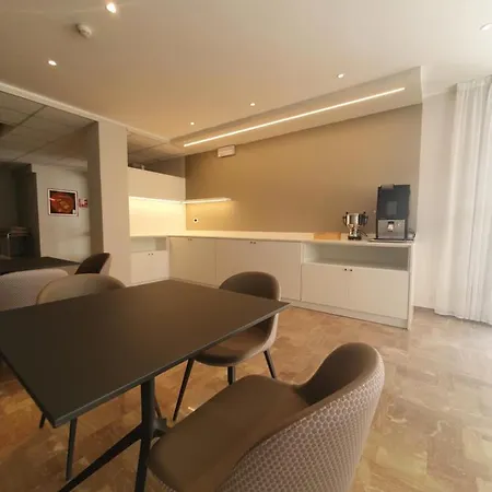 Eurovil Garni Hotell 3*