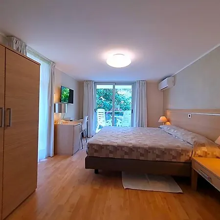 Eurovil Garni Hotel 3*