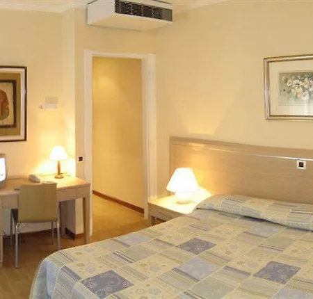 Eurovil Garni Hotel 3*