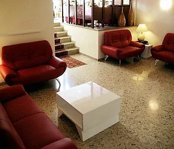 Hotel Eurovil Garni 3*