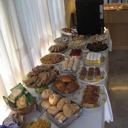 Eurovil Garni Hotel 3*