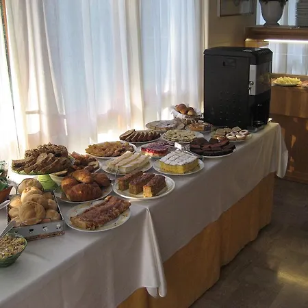 Hotell Eurovil Garni Lignano Sabbiadoro