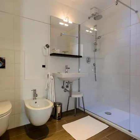 Hotel Eurovil Garni 3*